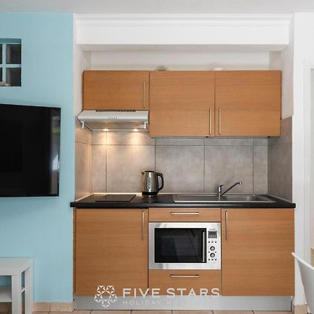 Suite Miami Five Stars Holiday House Νίκαια Εξωτερικό φωτογραφία