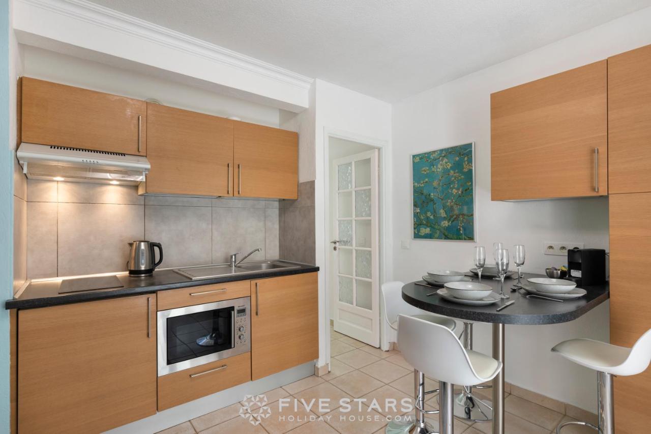 Suite Miami Five Stars Holiday House Νίκαια Εξωτερικό φωτογραφία